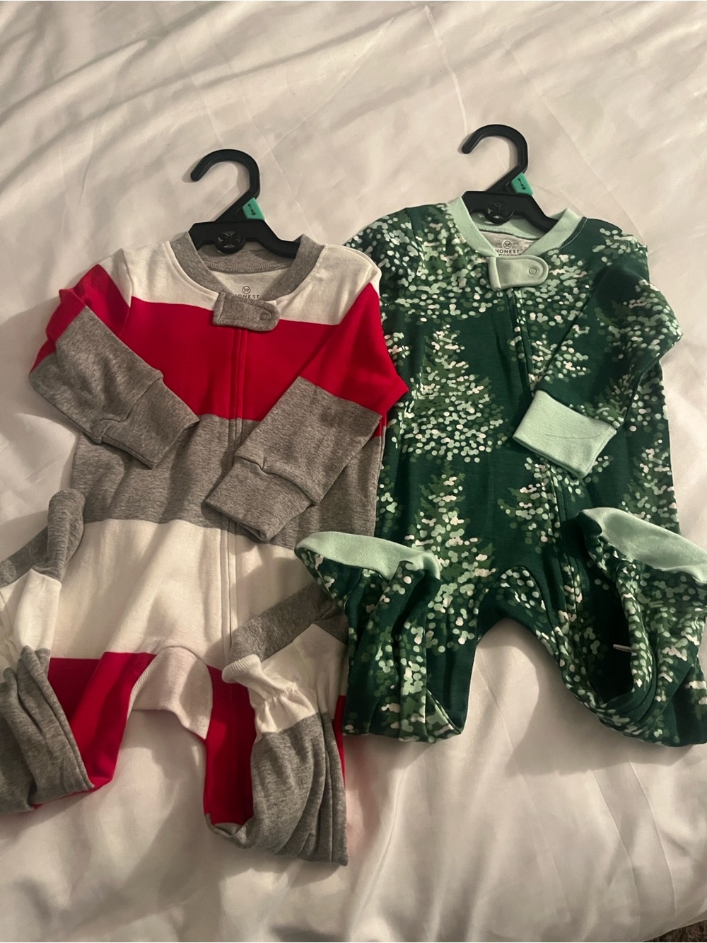 Honest baby 2 piece nwot sleepers 6/9 months